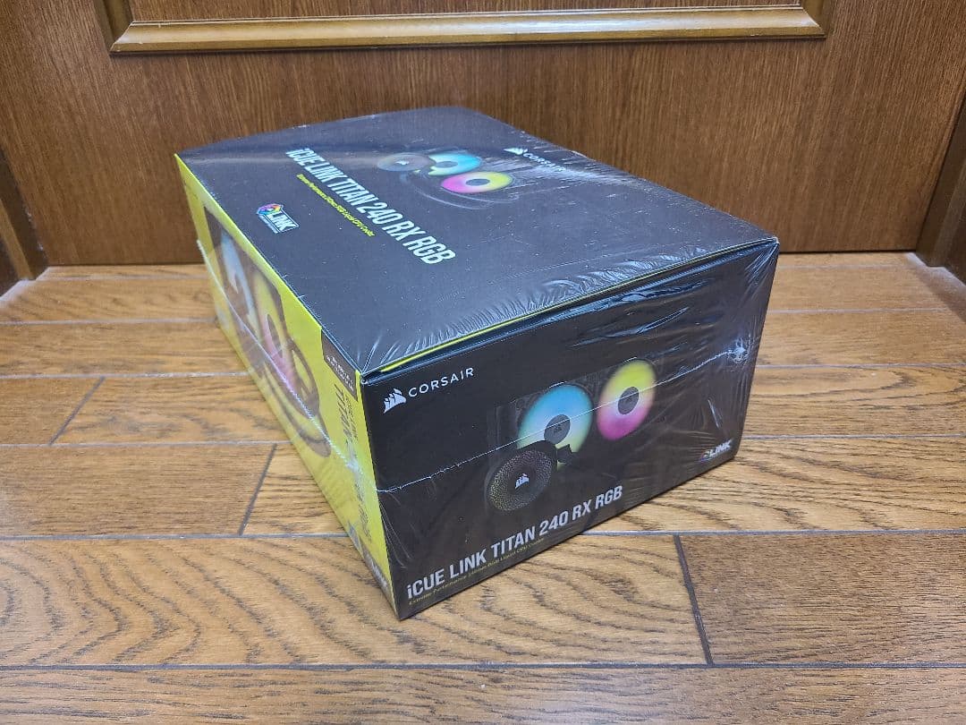 【未開封品】コルセア iCUE LINK TITAN 240 RX RGB