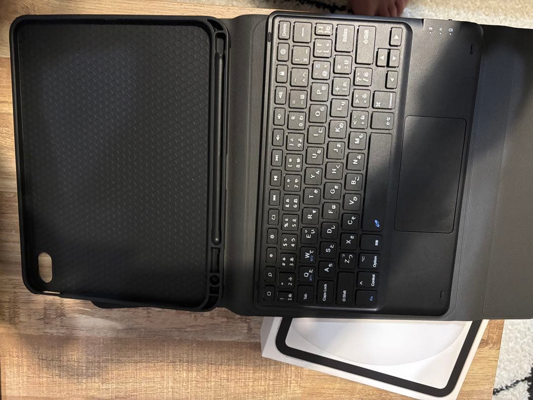 ほぼ新品　iPad 第10世代　64G Wi-Fi